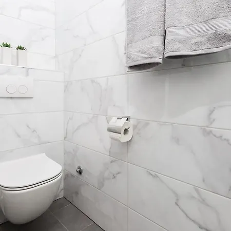 דירה Niko 5 Min To Center *