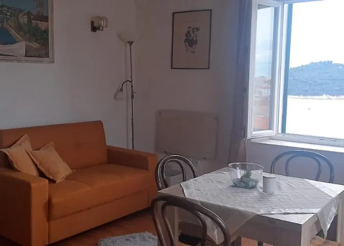 Niko 5 Min To Center Apartman